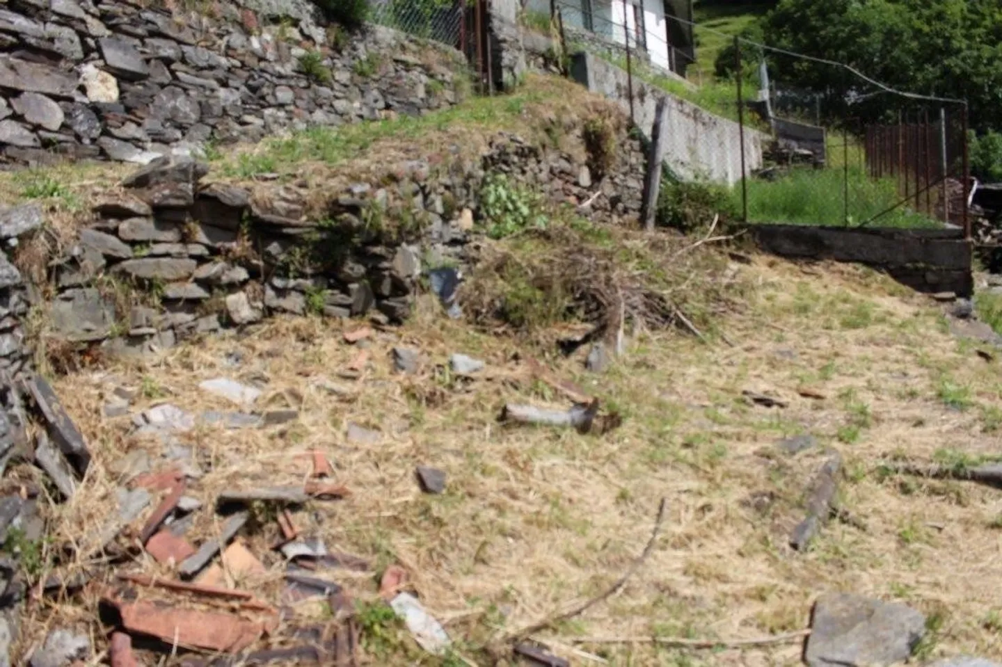 Casa singola in affitto - Foto 2 di 10