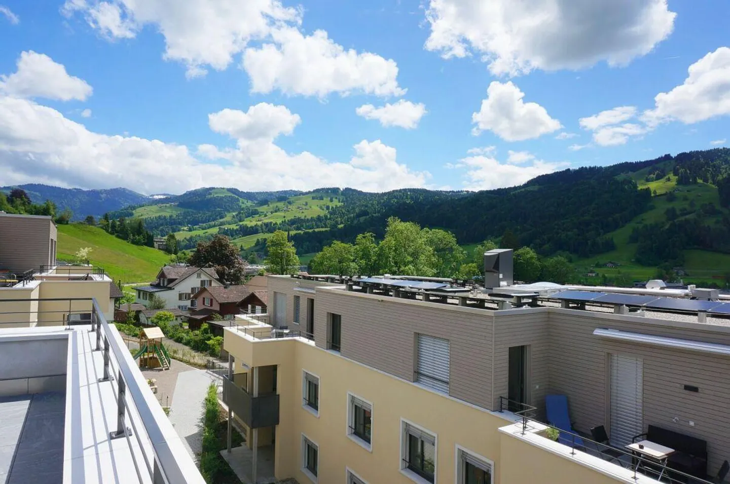 Neubau: Wohn-/Geschäftshaus - Mehrgenerationen-Haus (Minergie-P) - Foto 5 von 12