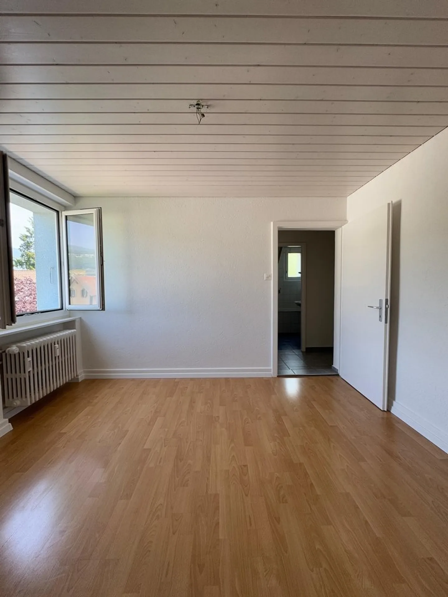 Schöne 3.5 Zimmerwohnung zur Miete in Biel/Bienne! - Foto 5 von 6
