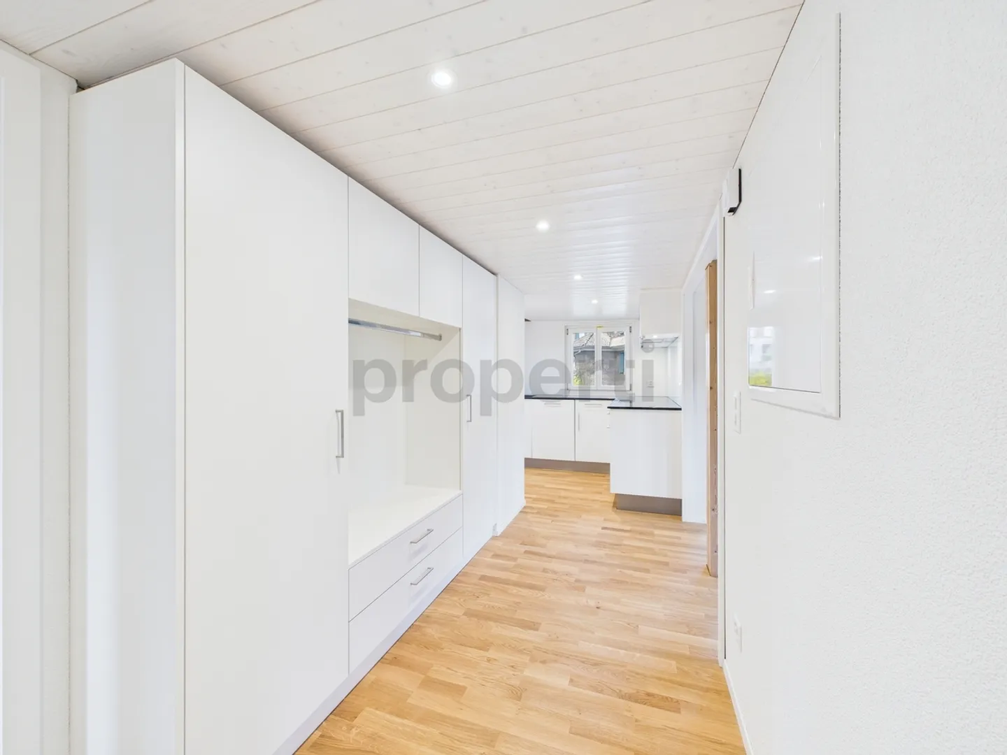 Appartamento duplex ristrutturato di 3,5 locali in una posizione fiscalmente favorevole - Foto 6 di 12