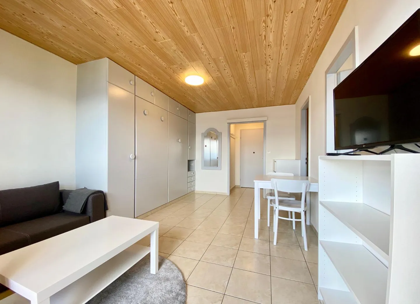 Studio 1,5 Zimmer - Foto 1 von 9