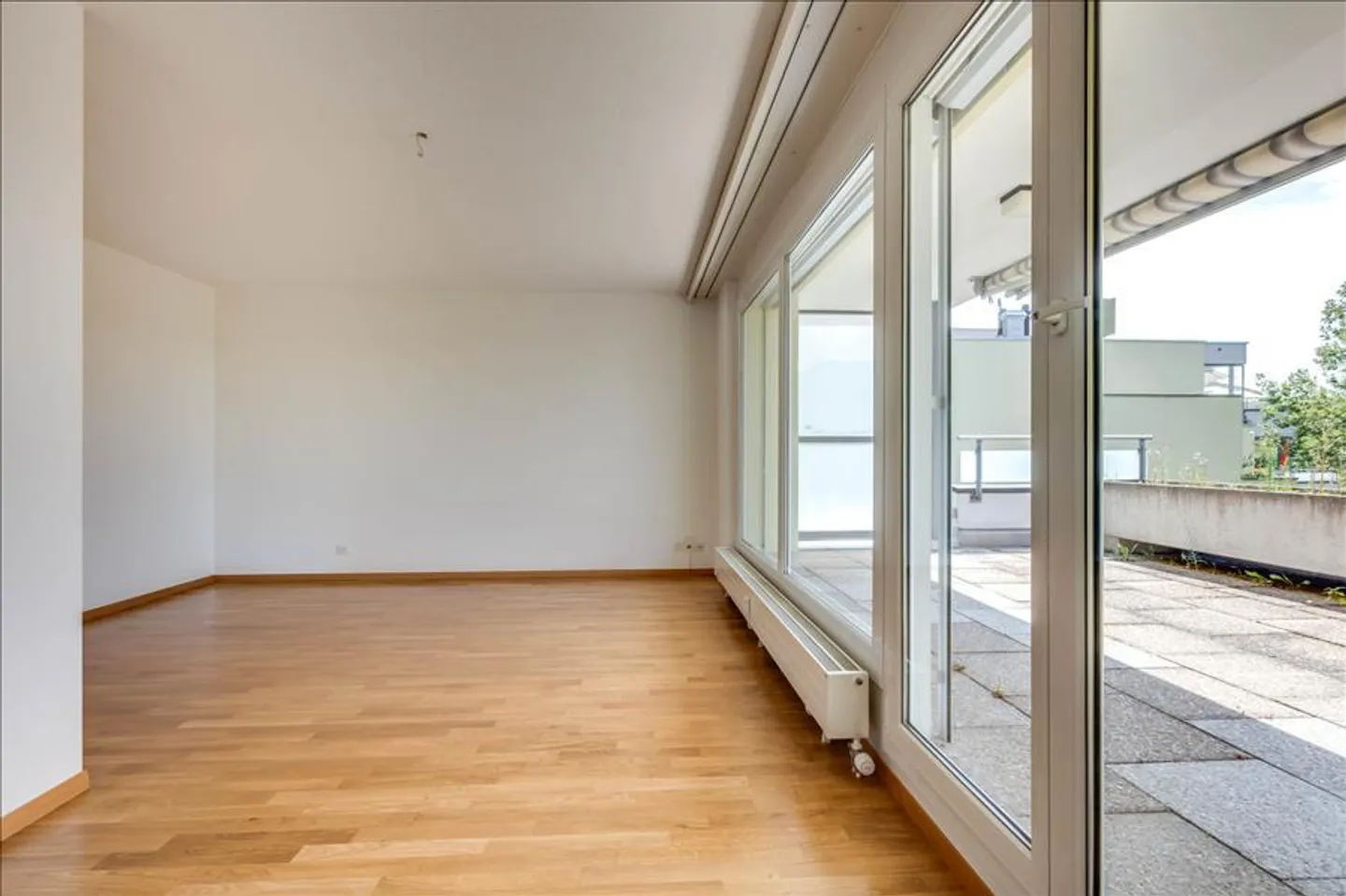 MIETEN OHNE KAUTION - Traumhafte, moderne Attikawohnung mit Terrasse - Foto 9 di 9