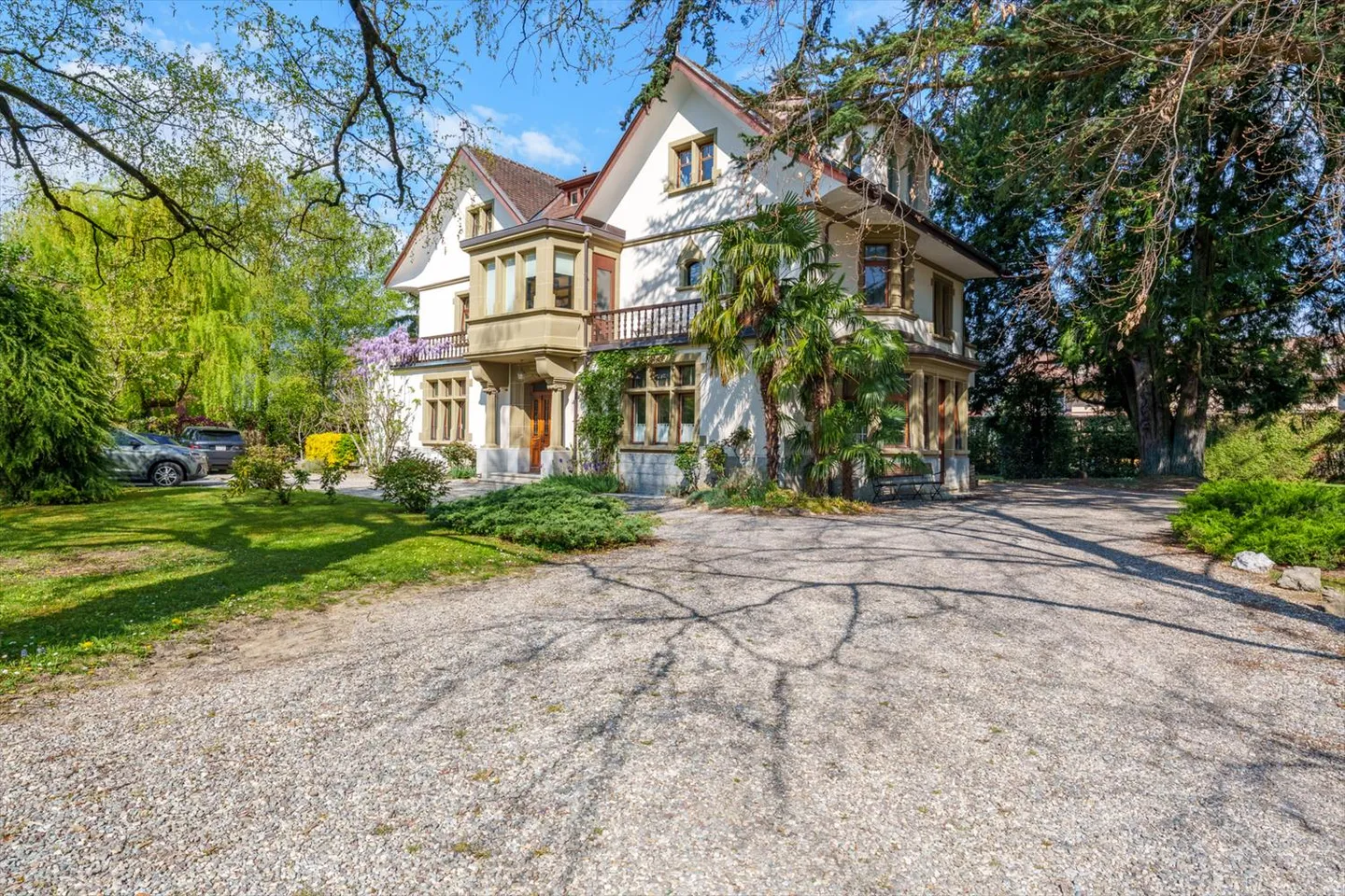 SOMPTUEUSE MAISON DE MAITRE AVEC JARDIN D'EXCEPTION - Photo 1 sur 13