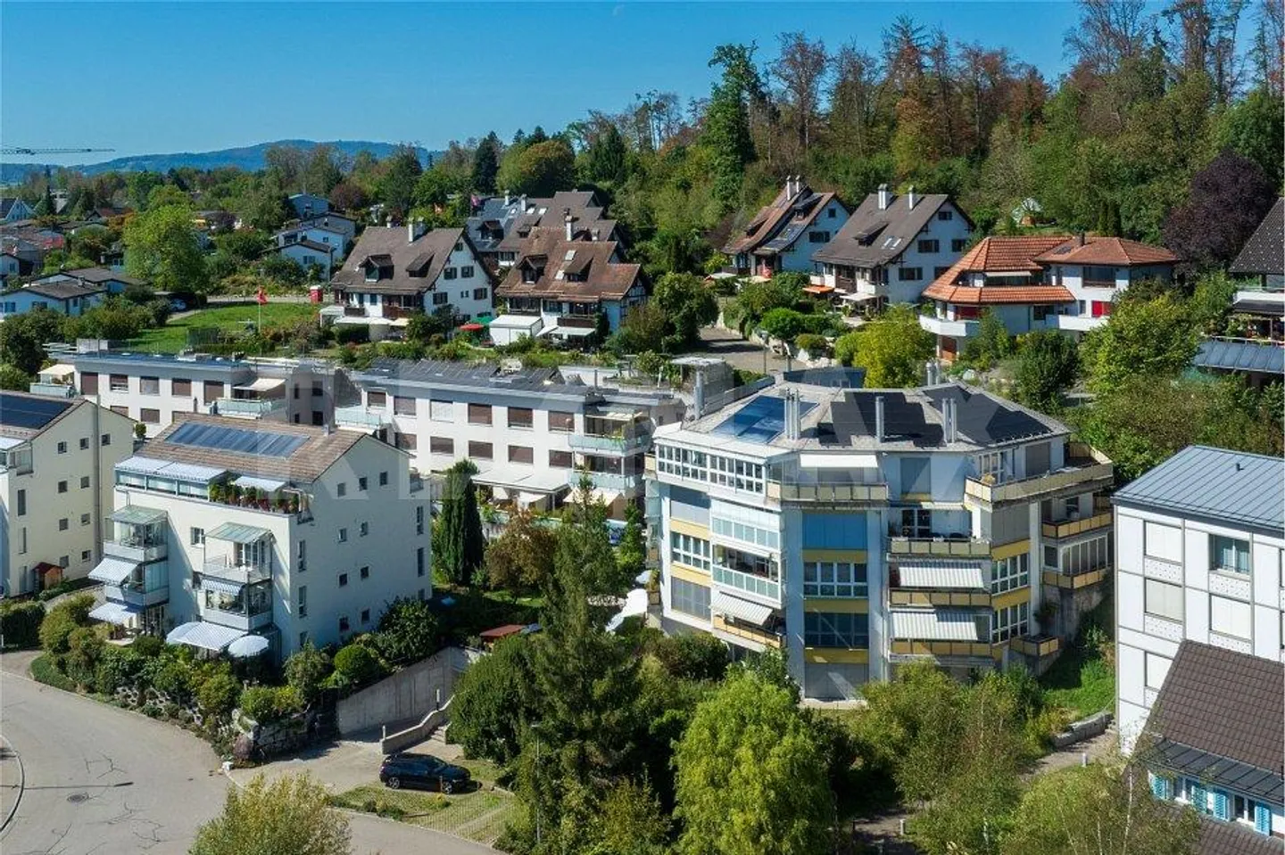 Vivere Elevato in una Posizione Molto Soleggiata - Foto 2 di 9