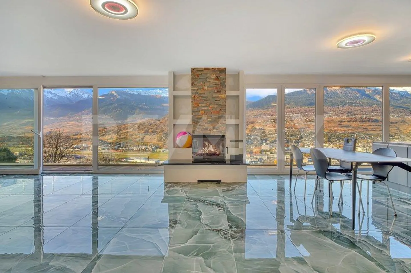New Villa 2025 | Duplex 4.5p 151m² glass terrace | View of the Rhône Valley Heights of Sion - Photo 2 of 9