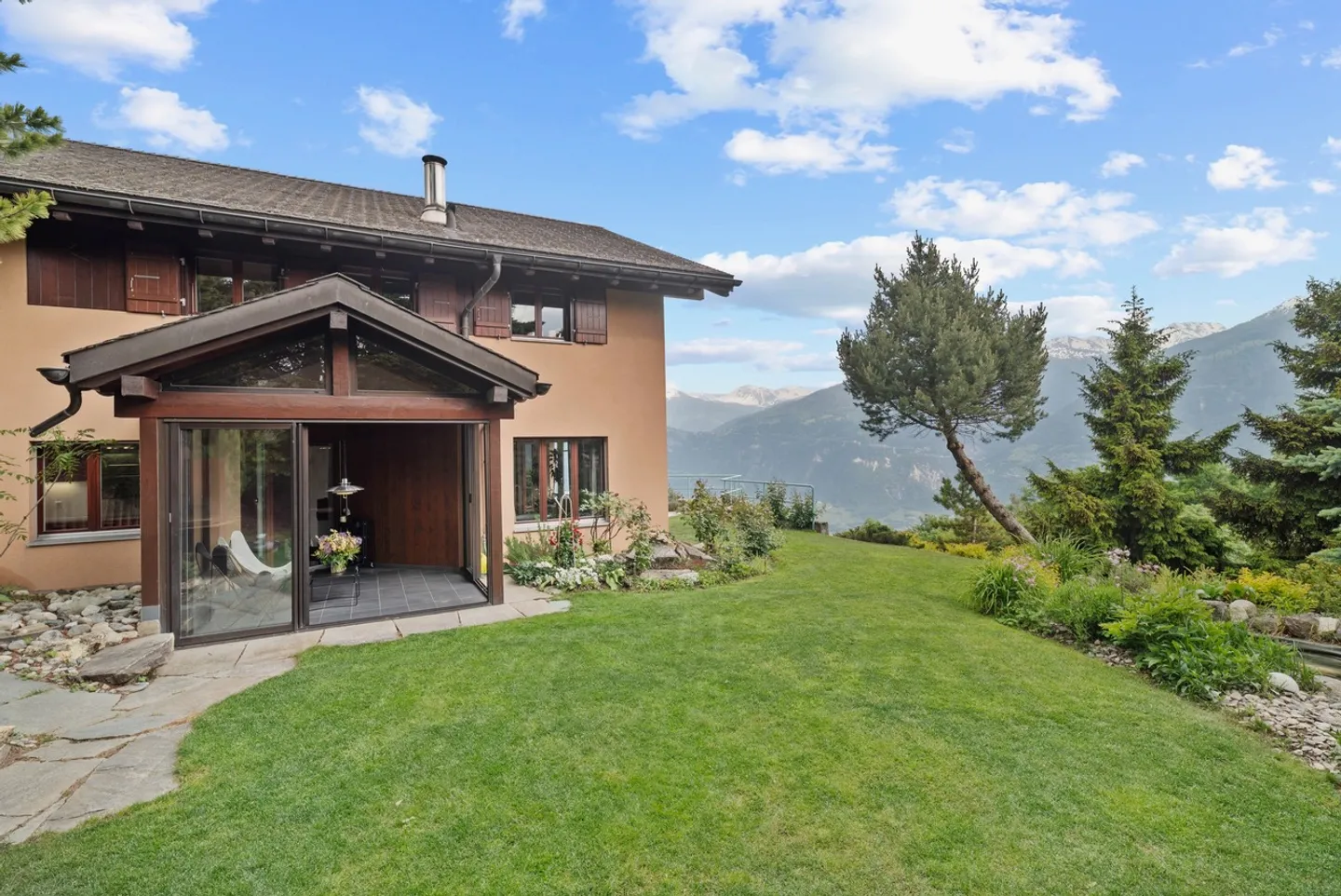 Chalet di lusso con vista panoramica a Lens - Foto 26 di 28