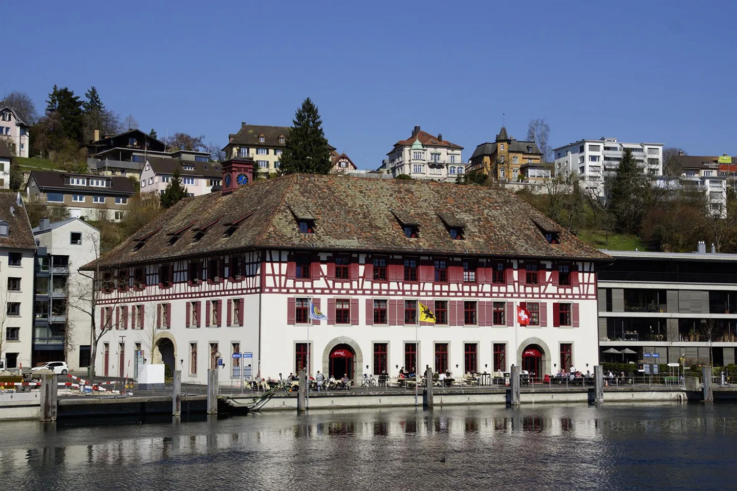 Working in the historic goods yard on the Rhine - Photo 10 of 10
