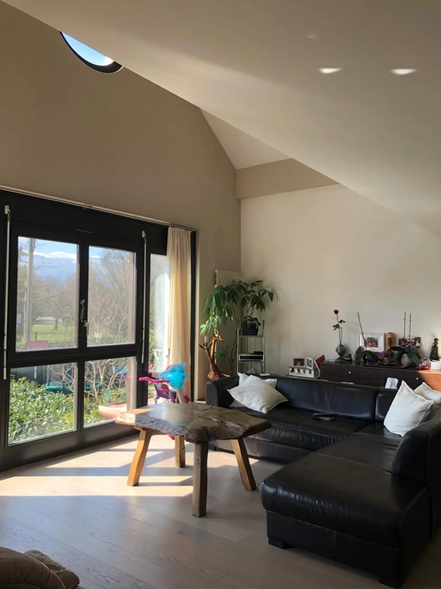 Wohnung mieten - Foto 2 von 9