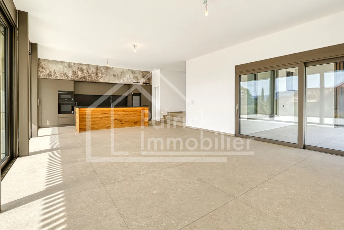 Contemporary Villa in Montavon - Photo 12 of 33