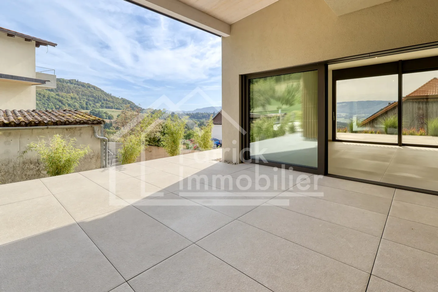 Contemporary Villa in Montavon - Photo 14 of 33