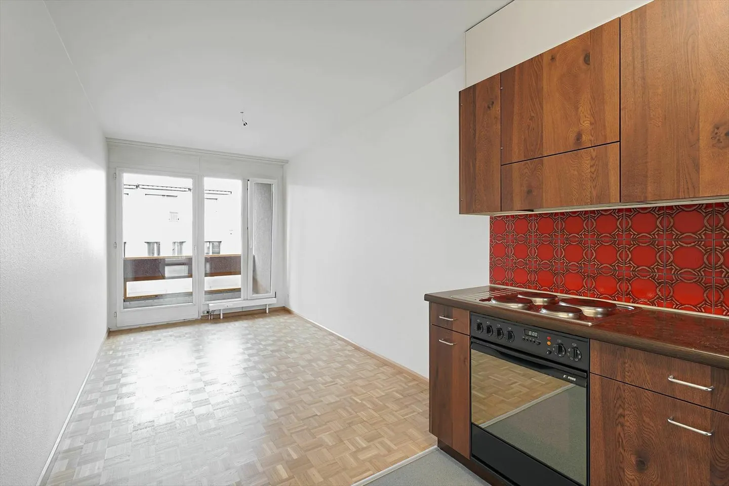 Apartment for rent - Photo 3 of 5