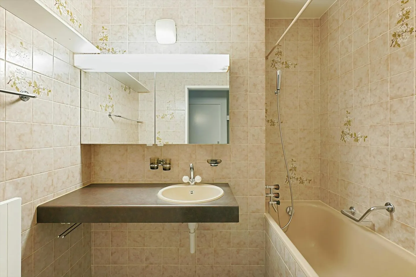 Apartment for rent - Photo 4 of 5