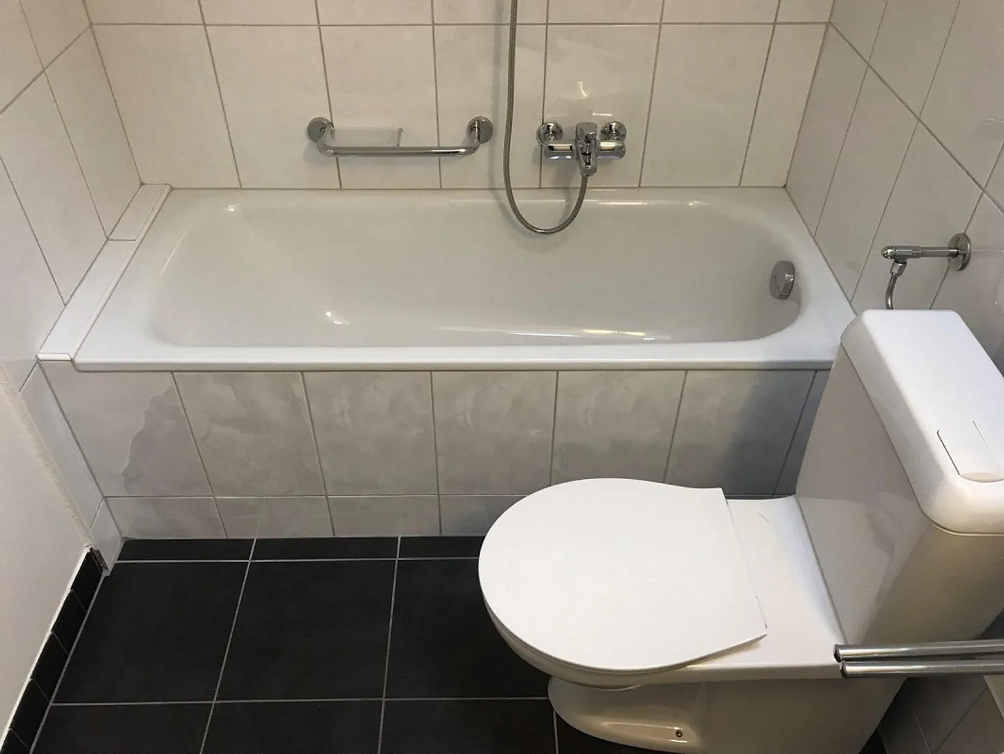Appartamento 1,5 locali in una posizione tranquilla - Foto 3 di 13