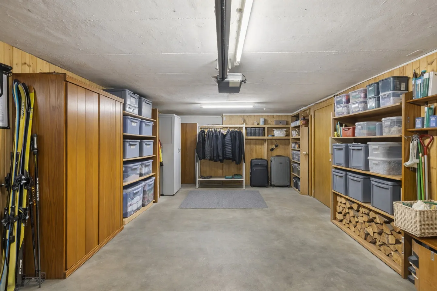 Villa with Pool in Fully - Photo 12 of 12