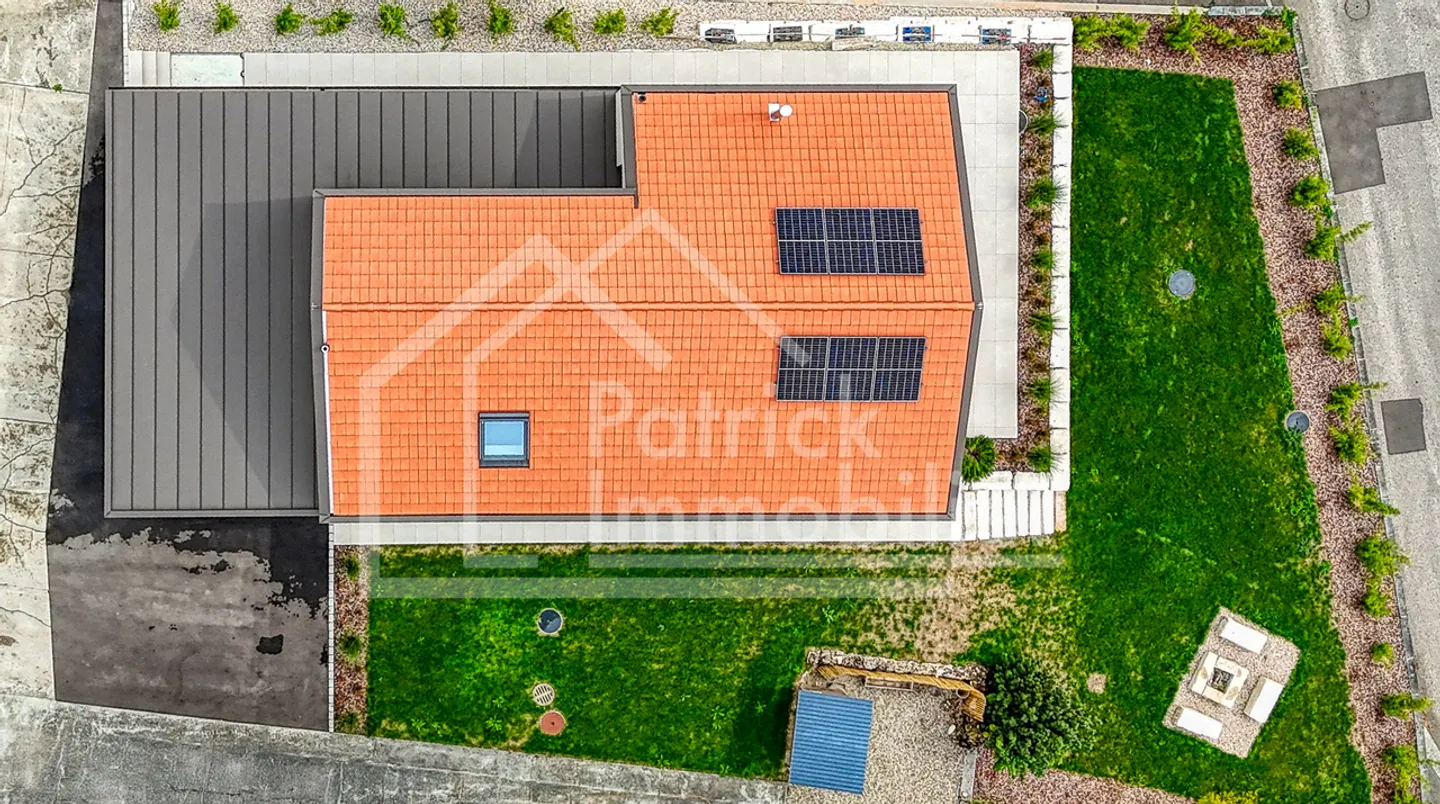 Contemporary Villa in Montavon - Photo 30 of 33