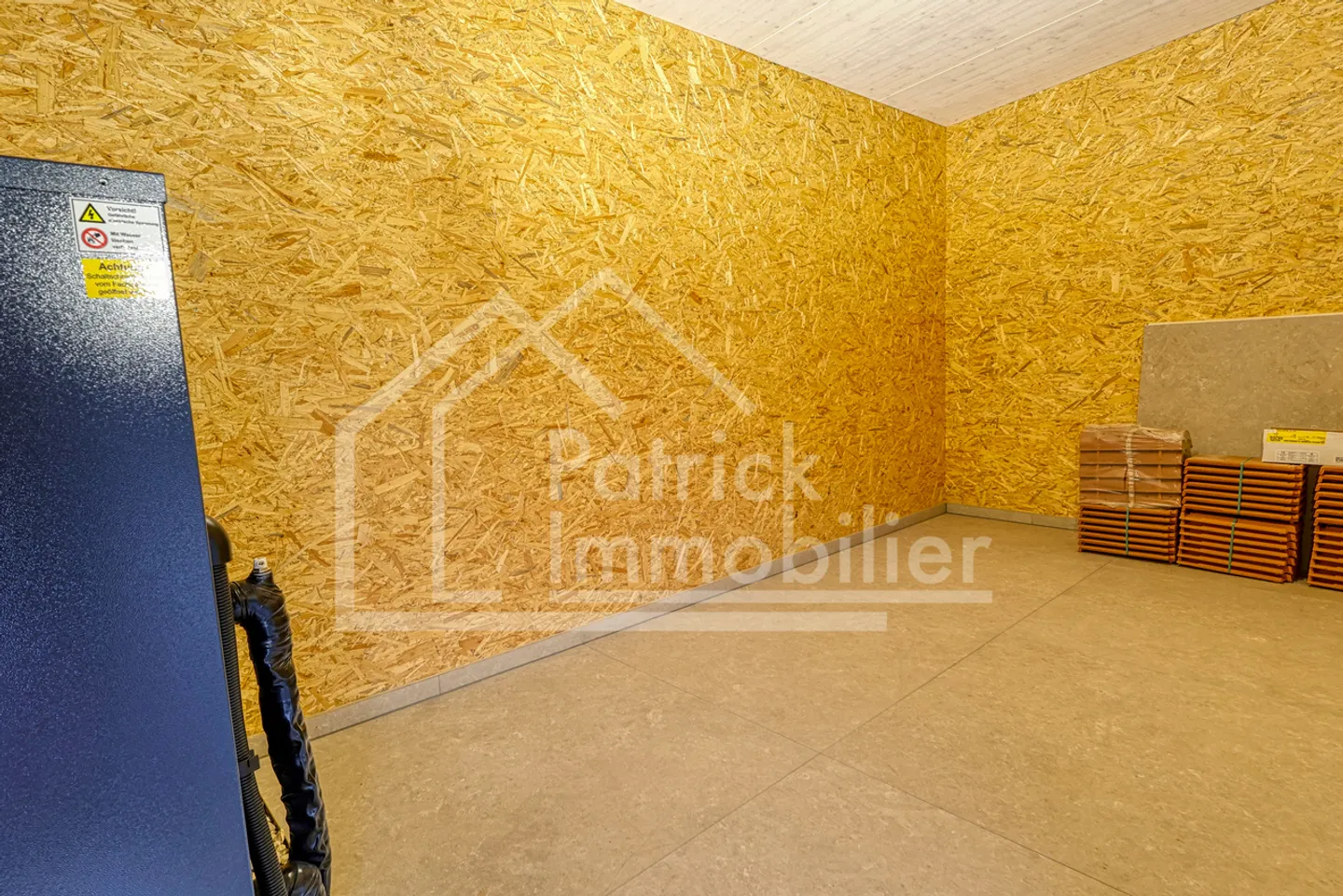 Contemporary Villa in Montavon - Photo 33 of 33