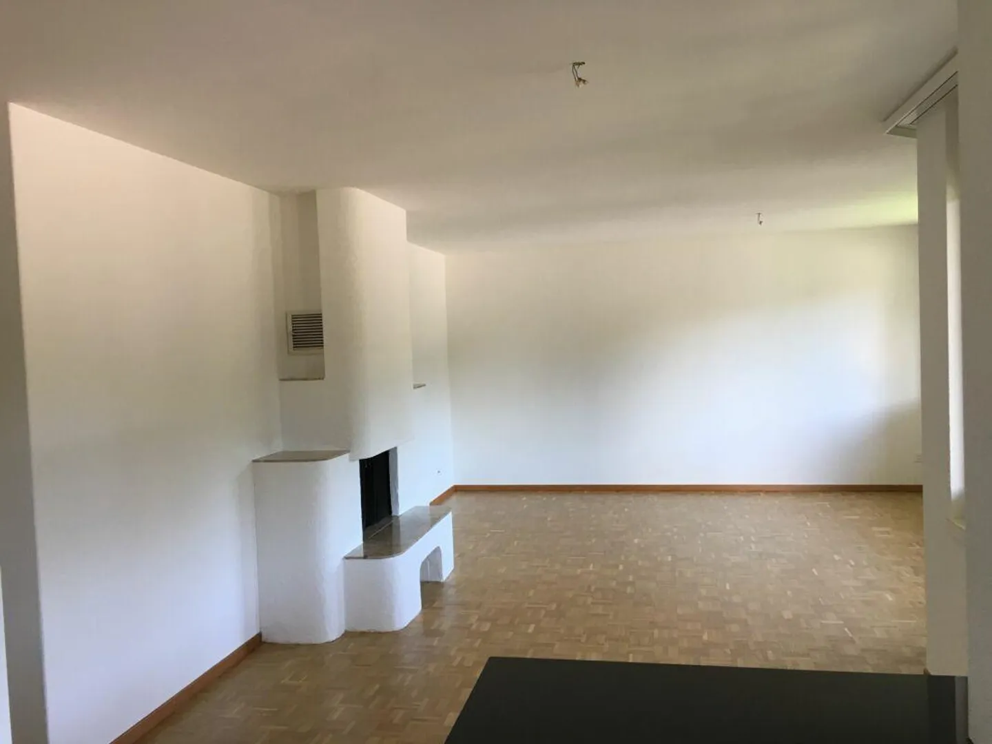 Appartamento 4.5 locali tranquillo con vista verde - Foto 3 di 11