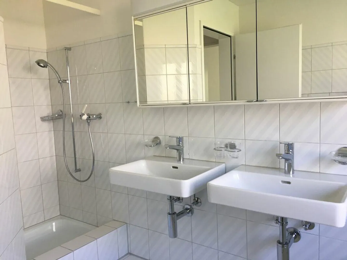 Appartamento 4.5 locali tranquillo con vista verde - Foto 10 di 11