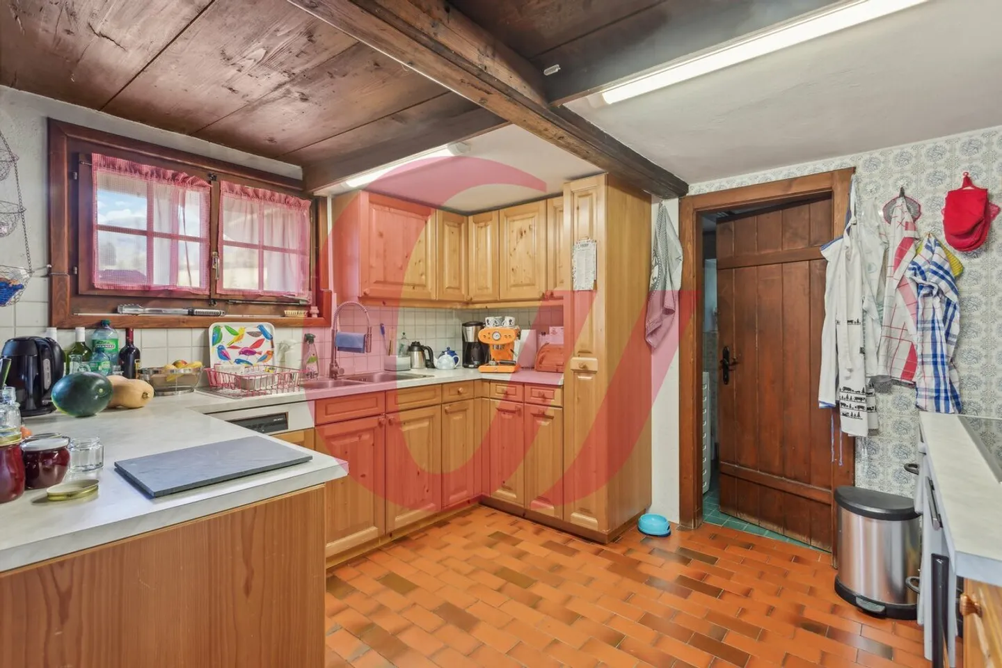 Magnifica casa di 12,5 stanze a Charmey! - Foto 3 di 13