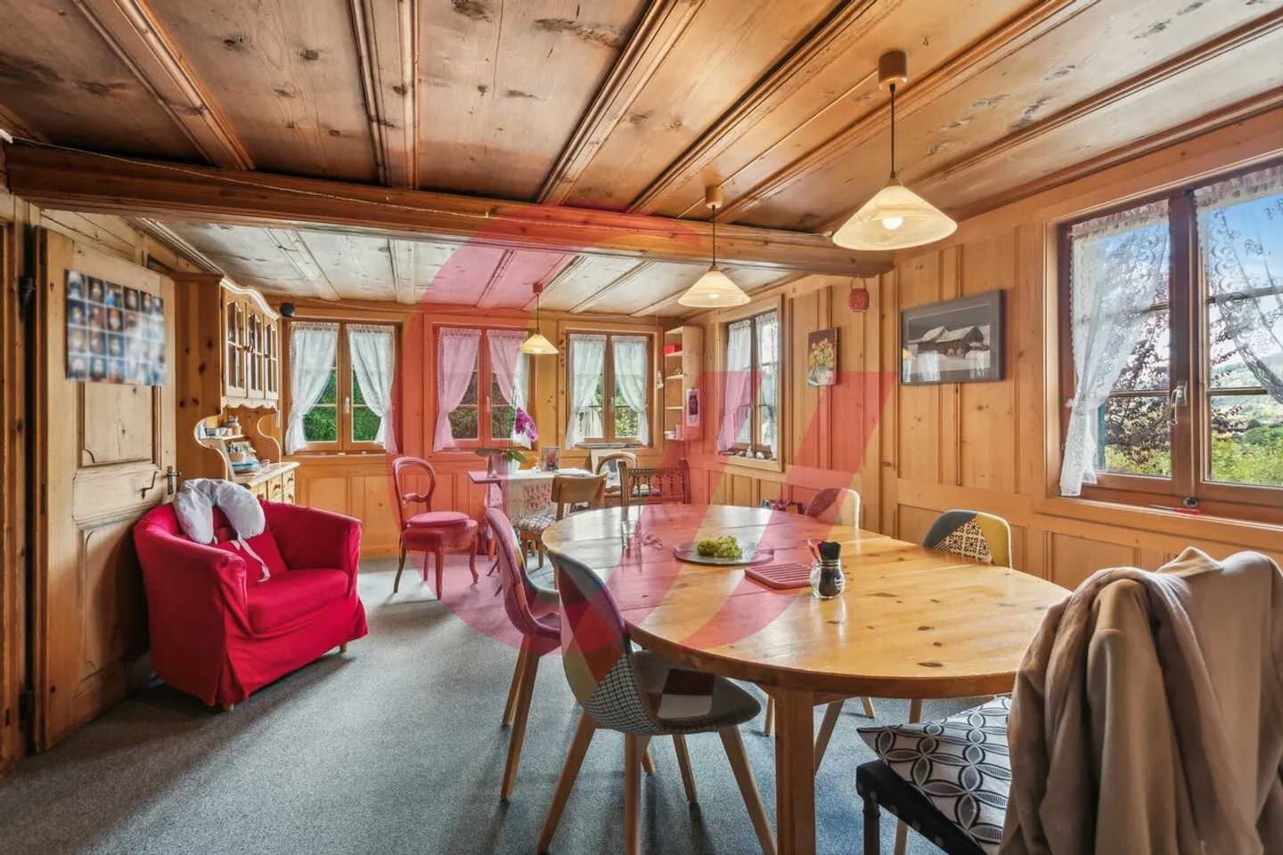 Magnifica casa di 12,5 stanze a Charmey! - Foto 4 di 13