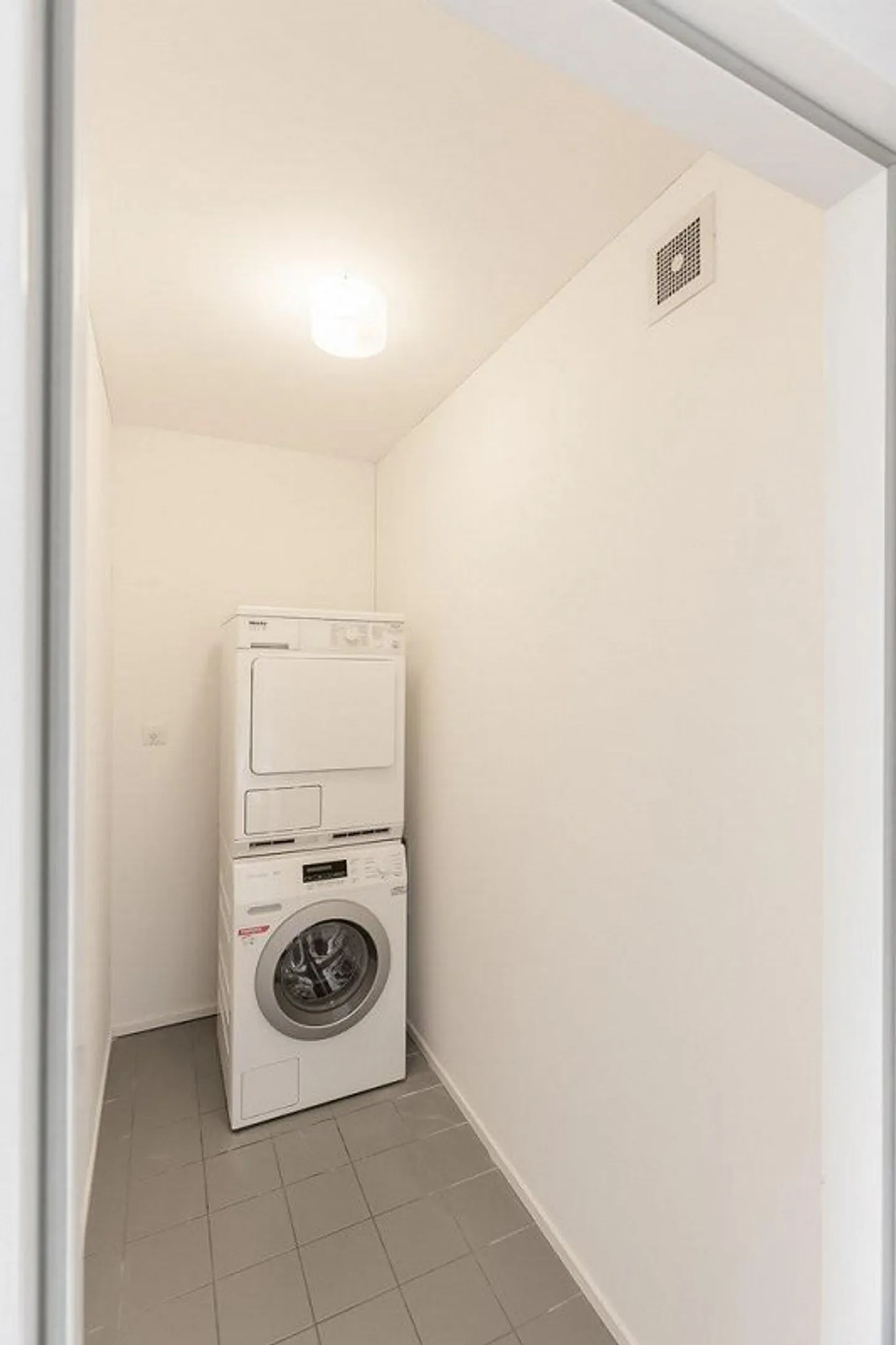 La tua casa moderna nel vivace quartiere Klybeck! - Foto 7 di 12