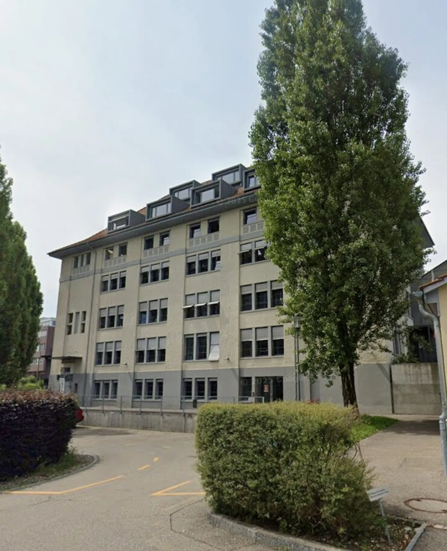 Espace de bureau moderne à Berne - Photo 1 sur 8