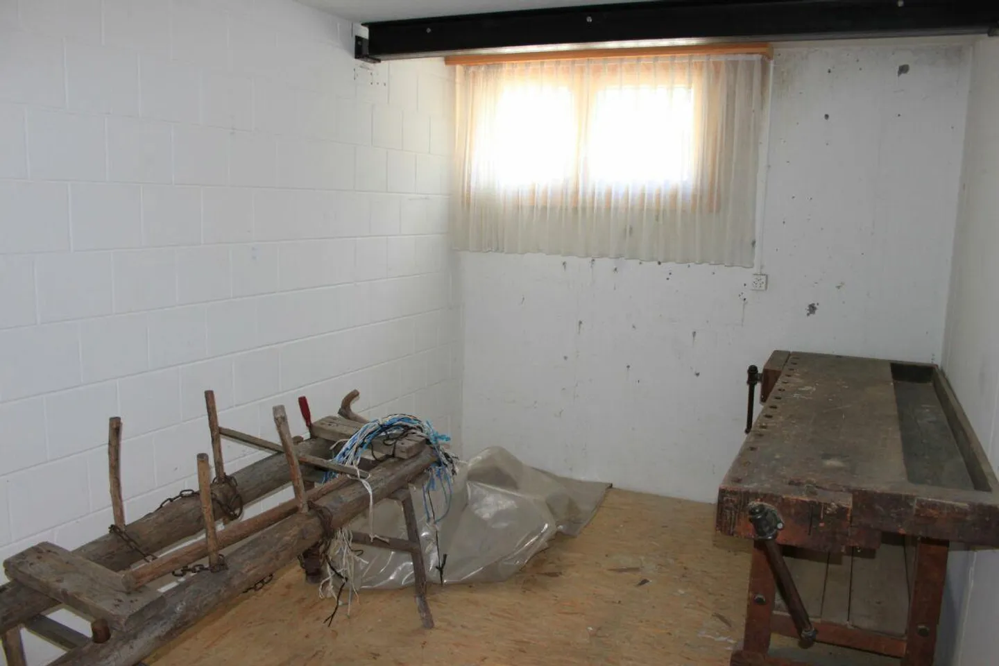 Grosses, ruhig gelegenes Einfamilienhaus mit Wintergarten - Foto 16 von 17