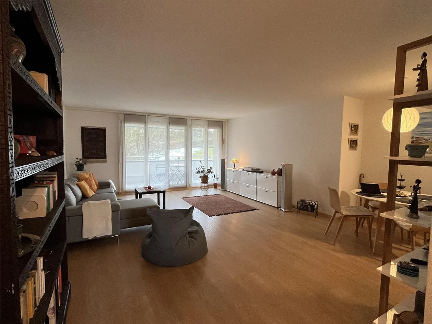 Appartamento 3,5 locali, luminoso e spazioso ad Au ZH, temporaneo e arredato - Foto 3 di 12