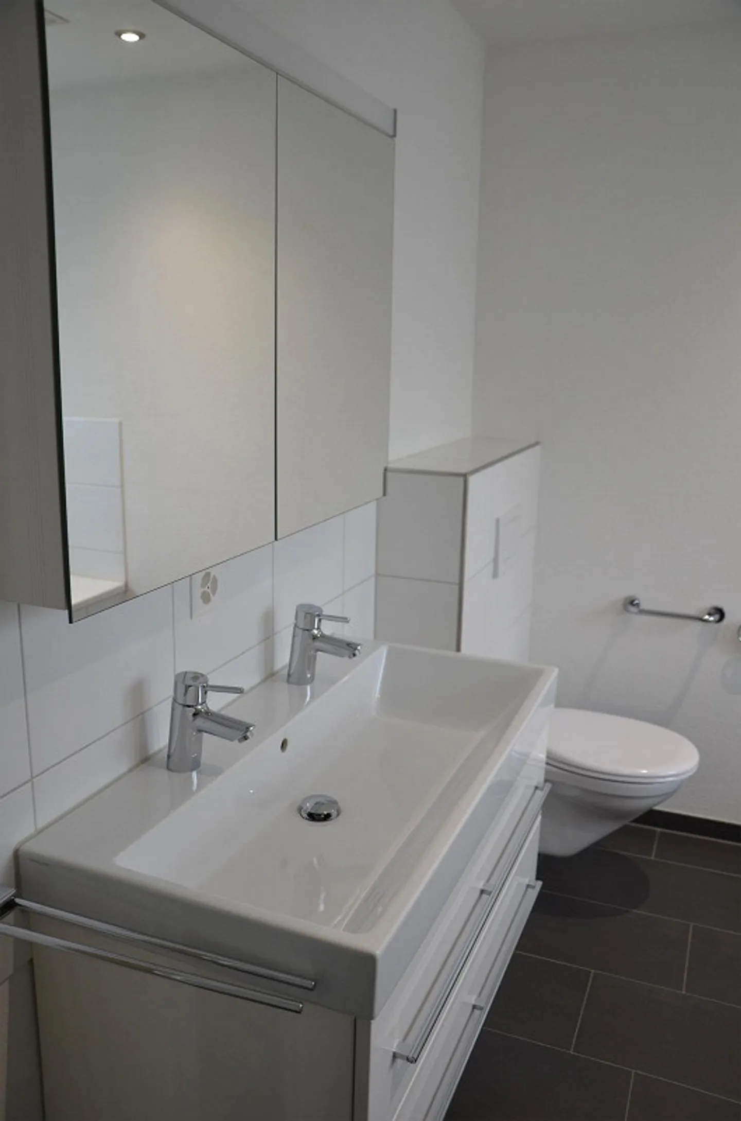 Moderne 3.5 Zimmer Wohnung - Foto 12 von 13