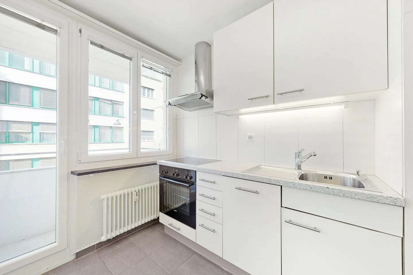 Charmant Appartement à Bâle - Photo 2 sur 8