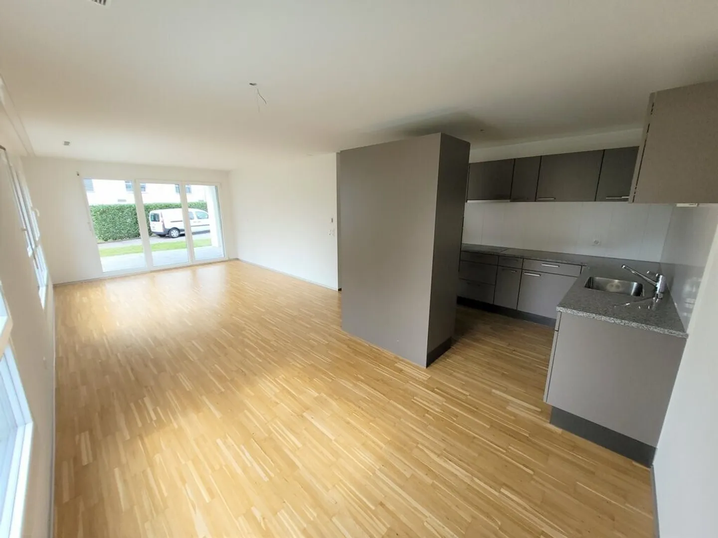 Living with quality of life and comfort on the ground floor - Photo 2 of 7