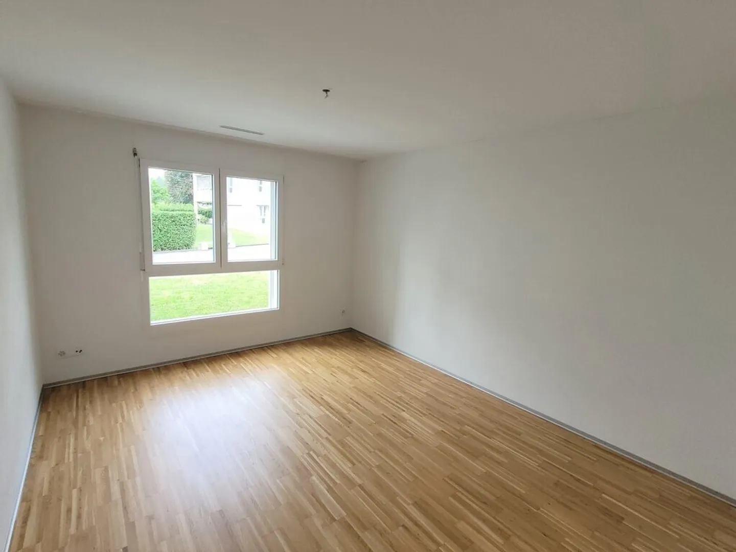 Living with quality of life and comfort on the ground floor - Photo 3 of 7