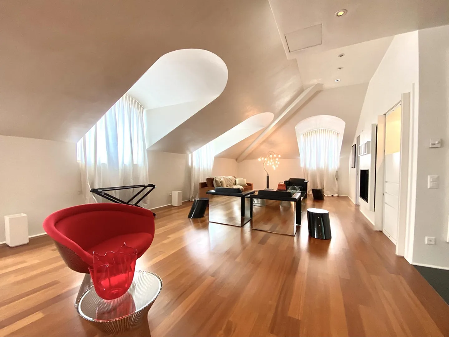Mansarde luxueuse - Duplex au cœur du centre de Lugano - Photo 6 sur 17