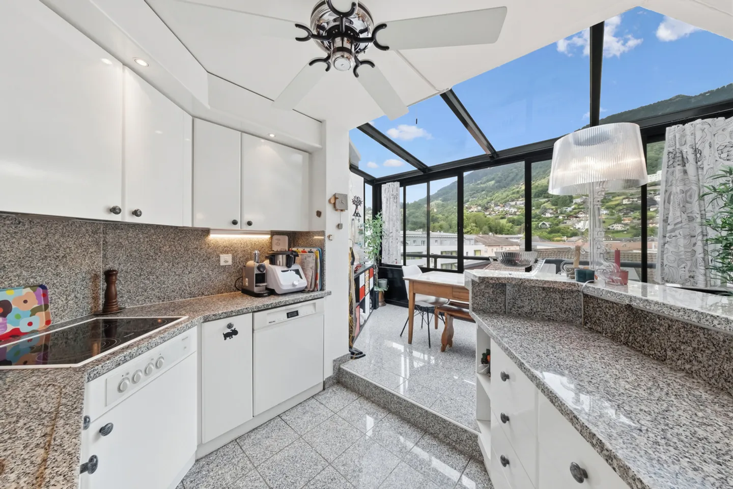 PENTHOUSE - CITY CENTER - QUIET AND PANORAMIC VIEW - EXCLUSIVE - Photo 6 of 14