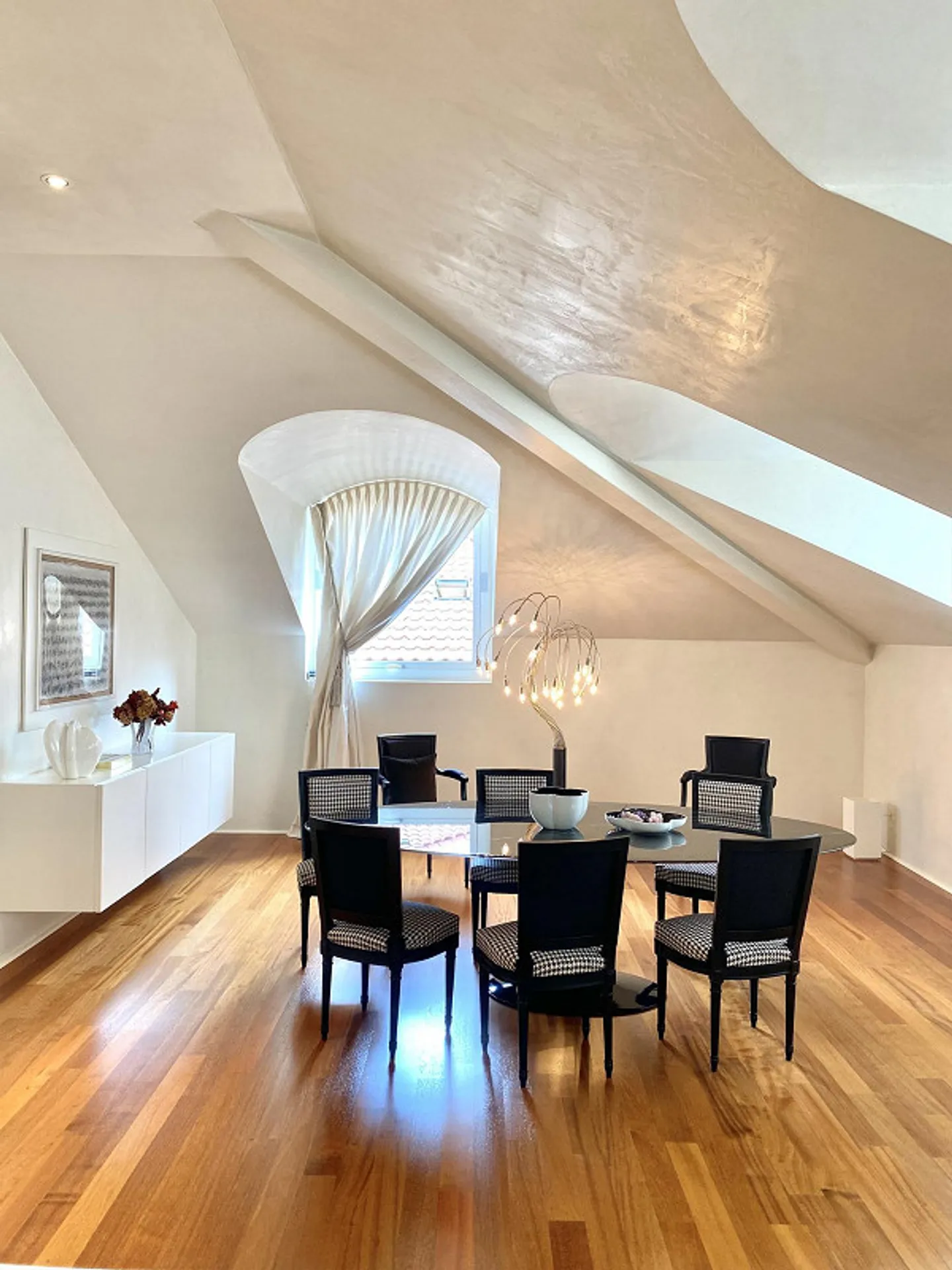 Mansarde luxueuse - Duplex au cœur du centre de Lugano - Photo 12 sur 17