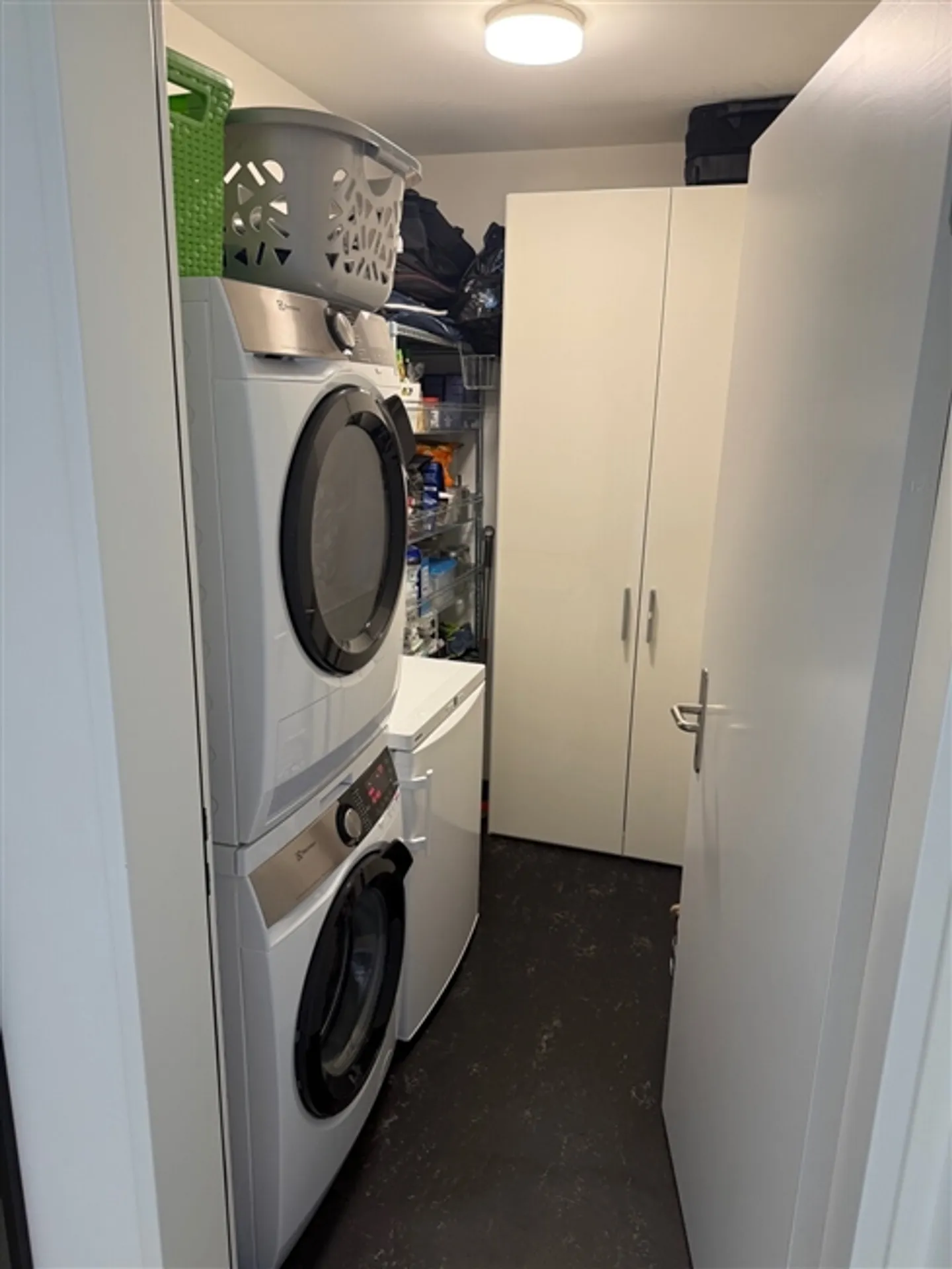 «3½ ZI-WOHNUNG IN ZÜRICH - KREIS 5 INDUSTRIEQUARTIER, MÖBLIERT, TEMPORÄR» - Foto 6 von 9