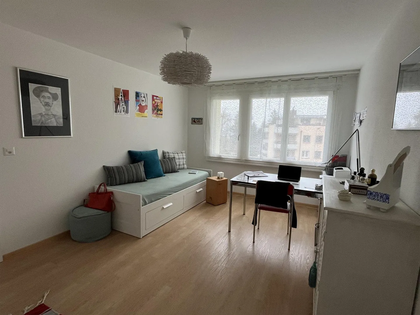 Appartamento 3,5 locali, luminoso e spazioso ad Au ZH, temporaneo e arredato - Foto 8 di 12