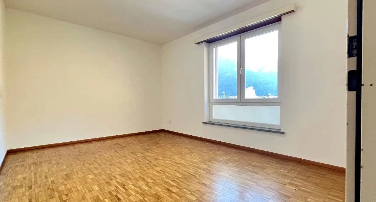 Appartement lumineux avec une grande terrasse magnifique et une vue dégagée - Photo 7 sur 13