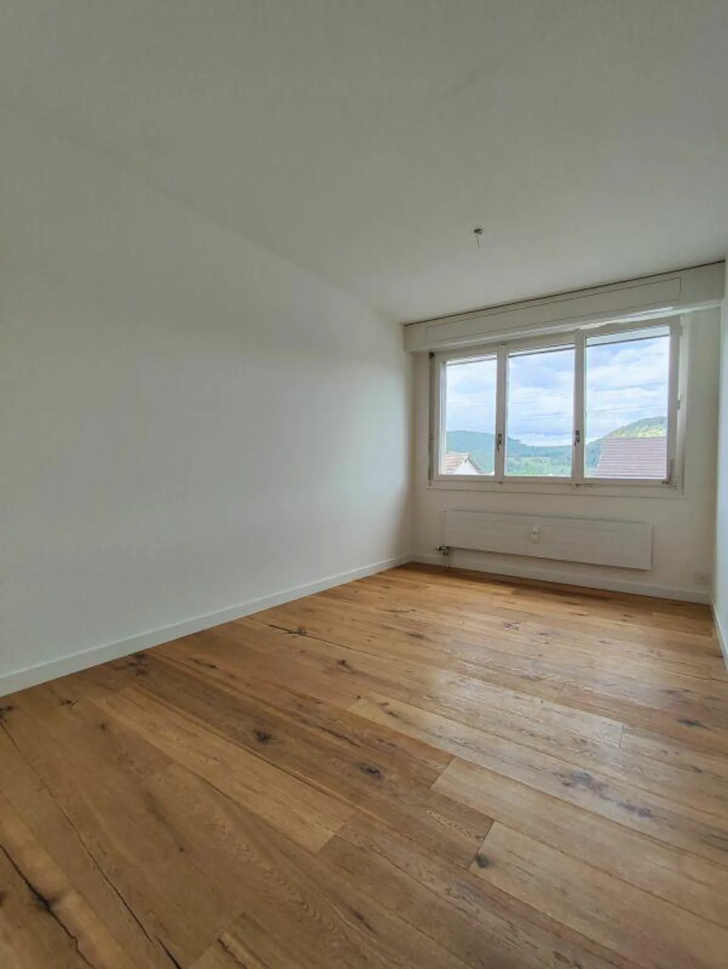 Lausen / 4.5 Room Apartment No. 7 - Photo 6 of 6