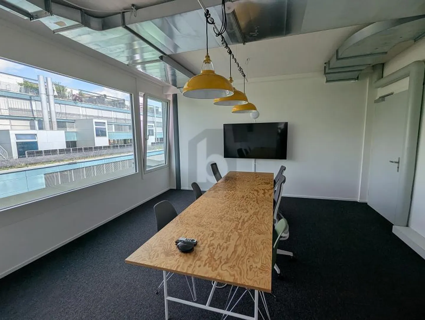 HELLES BÜRO ZUR UNTERMIETE BEIM SCHIFFBAU - Foto 4 von 6