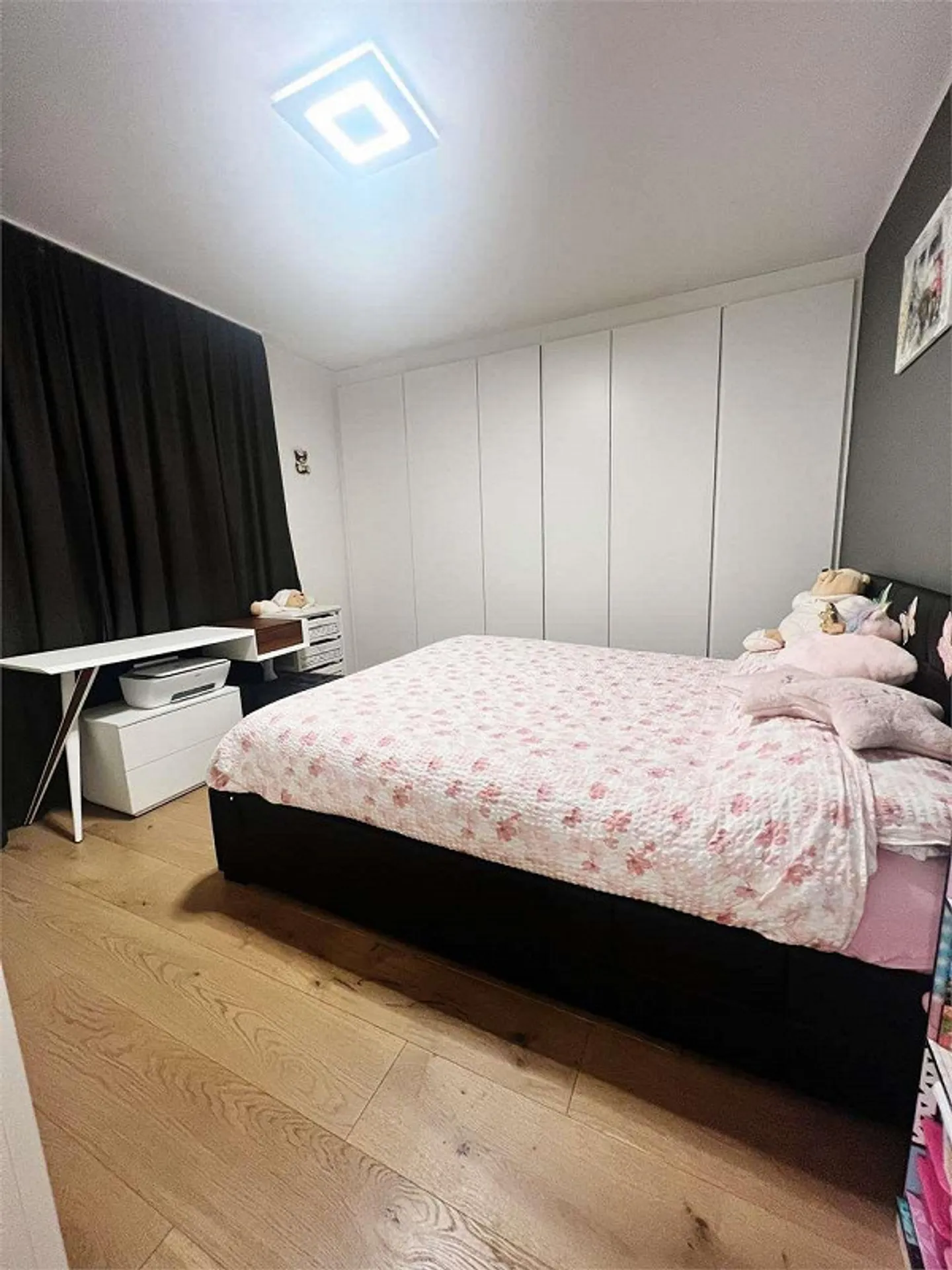Elegante 3,5-Zimmer-Wohnung mit Seeblick - Foto 8 von 13