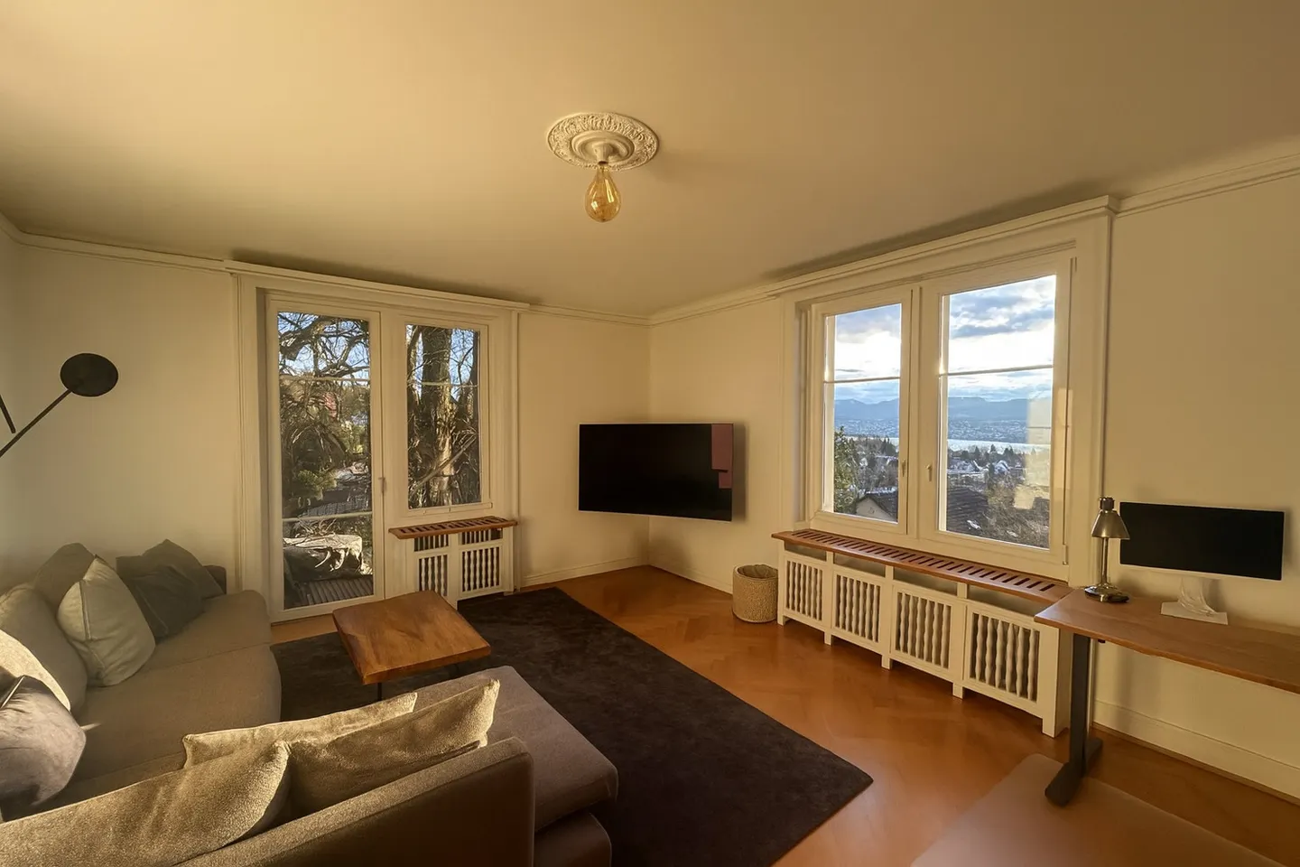APPARTEMENT 4 PIÈCES À ZOLLIKON (ZH), MEUBLÉ, TEMPORAIRE - Photo 1 sur 10