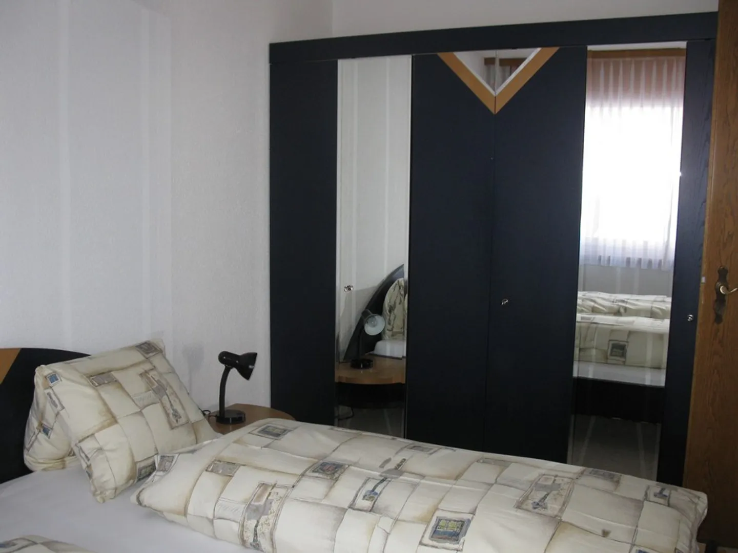 Furnished Apartment - Photo 6 of 10