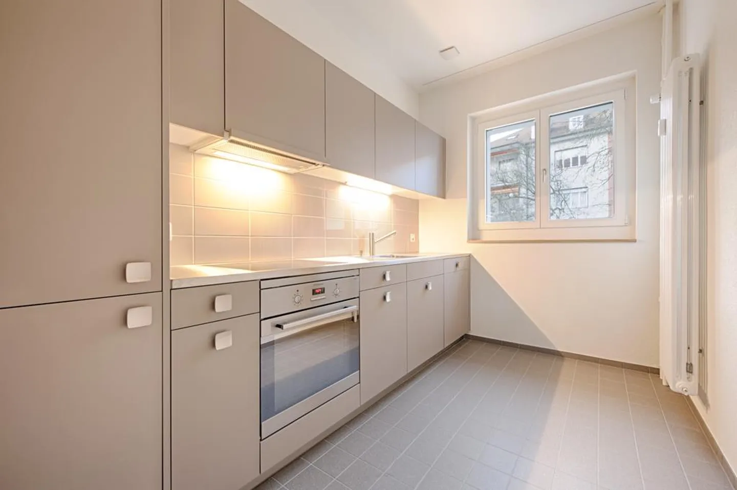 RENTING WITHOUT DEPOSIT - City and Nature - Photo 3 of 7