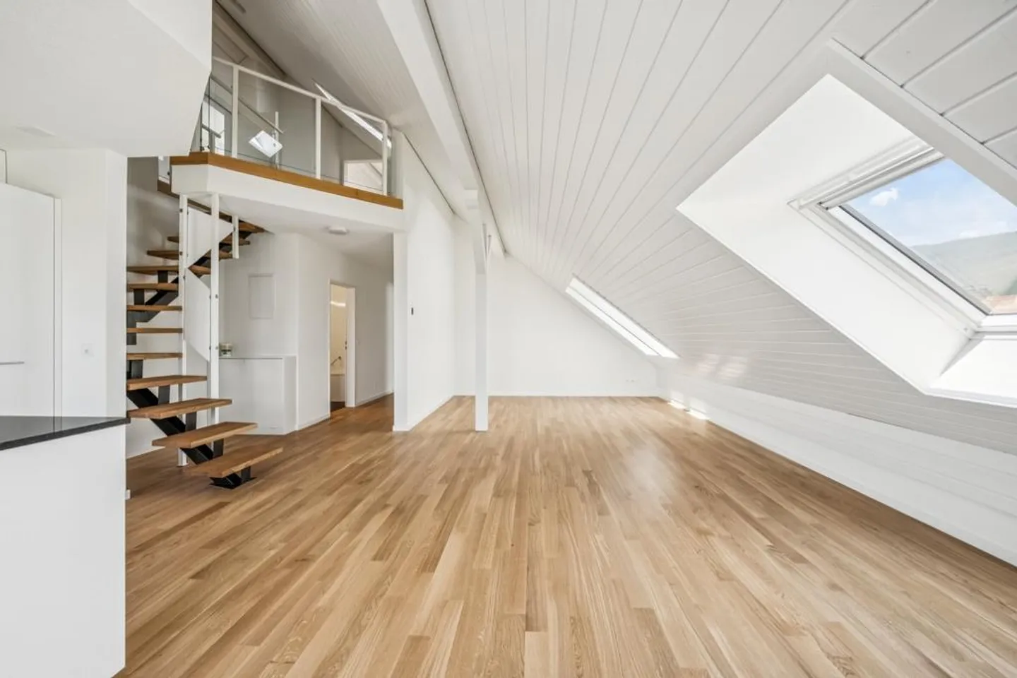 Apartment with magnificent views - First rental after total renovation - Photo 6 of 12