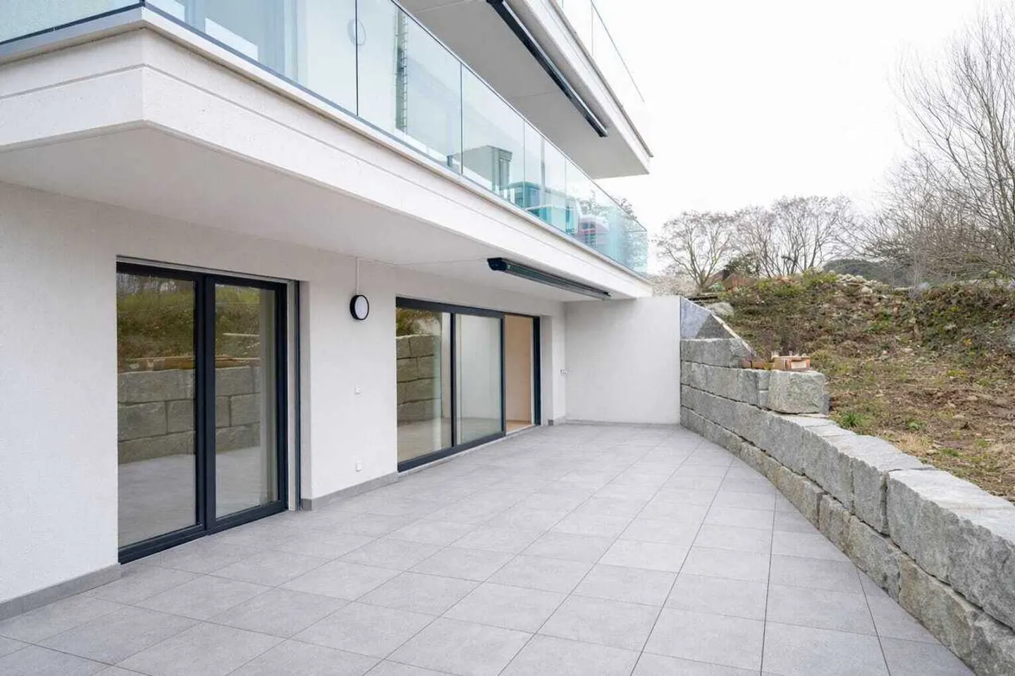 Moderne Wohnung mit Terrasse - Foto 12 von 12