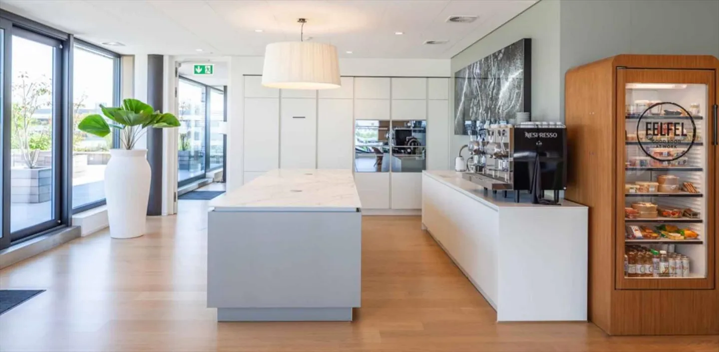 Magnificent office spaces 495m2 - Industrial zone of PLO - Photo 5 of 7