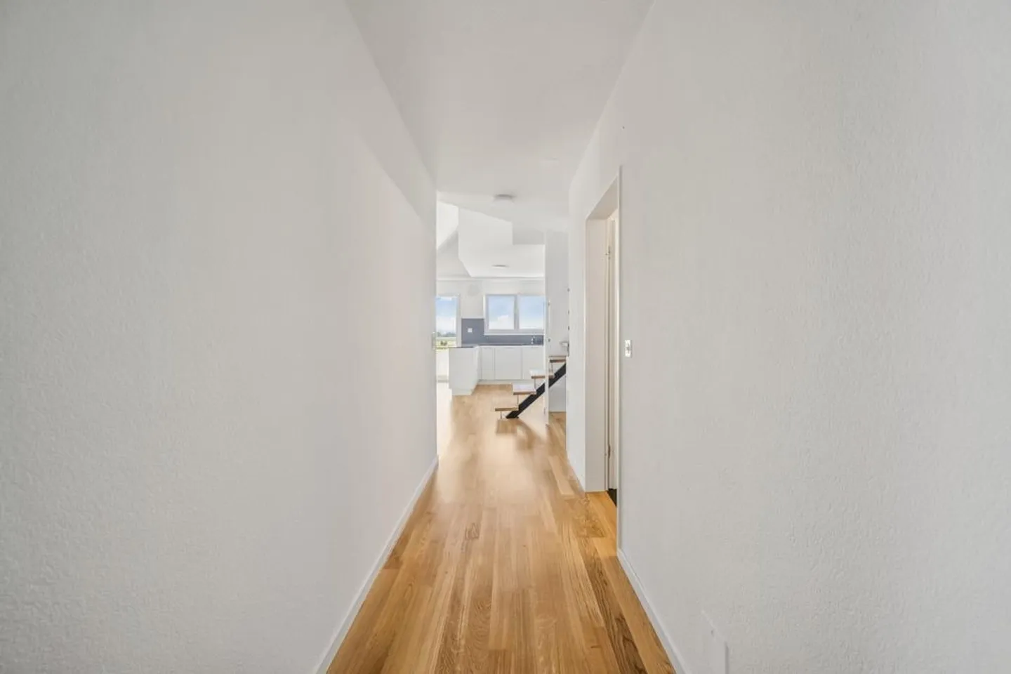 Apartment with magnificent views - First rental after total renovation - Photo 7 of 12