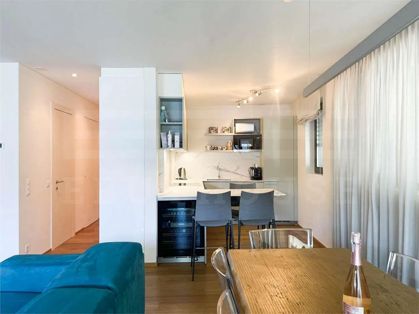 Appartamento elegante con vista sul lago, ideale come casa vacanze - Foto 7 di 13