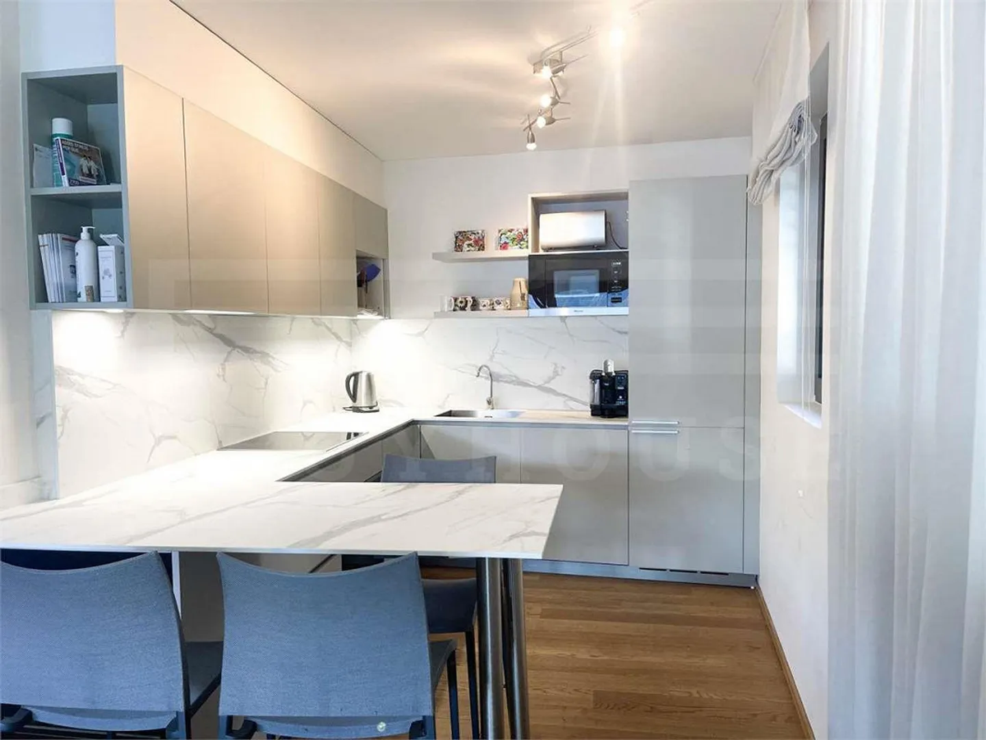 Appartamento elegante con vista sul lago, ideale come casa vacanze - Foto 8 di 13